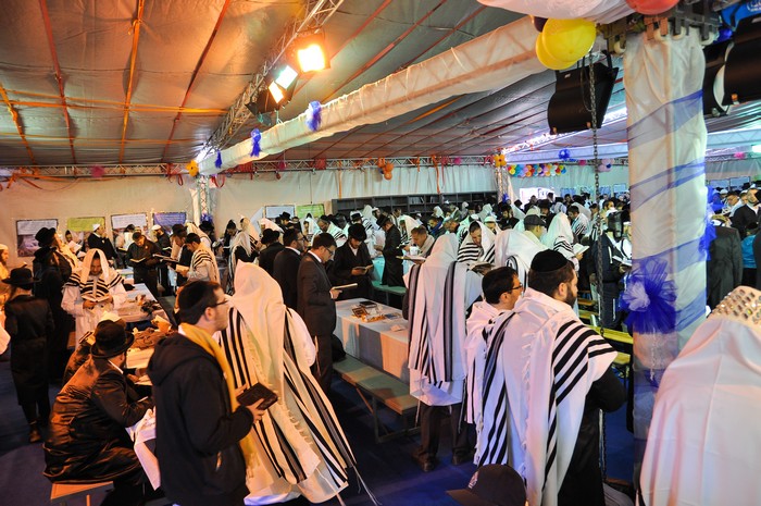 בית הכנסת שע"י הכנסת אורחים המרכזית אומן